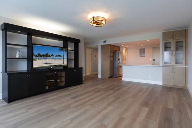 2100 S OCEAN Drive 16H, Fort Lauderdale, FL 33316