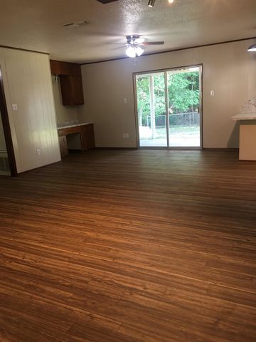 707 Gemi Dr, Longview, TX 75604