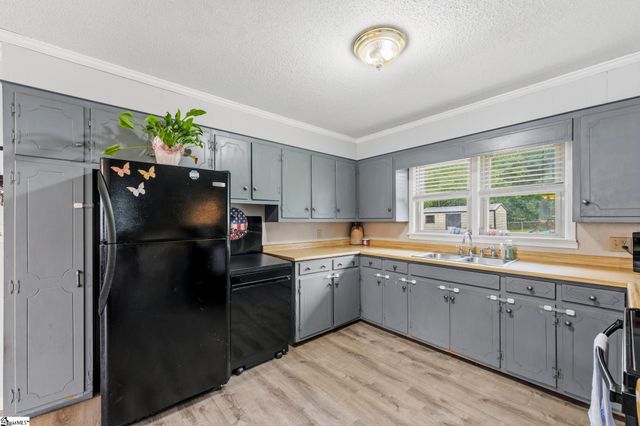 114 1st Street, Central, SC 29630