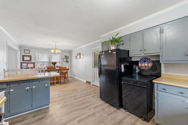 114 1st Street, Central, SC 29630