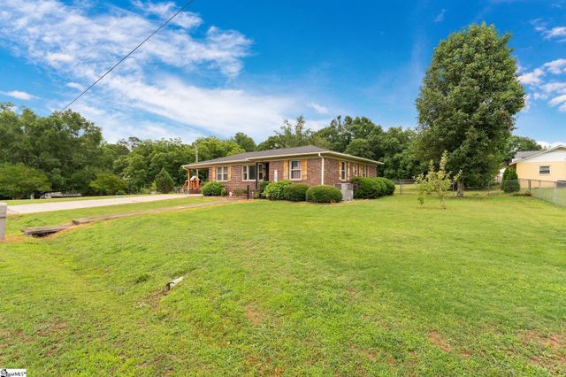 114 1st Street, Central, SC 29630