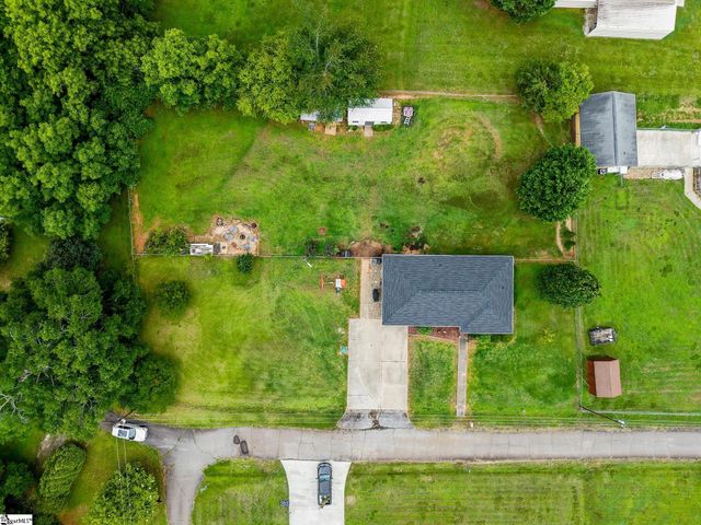 114 1st Street, Central, SC 29630