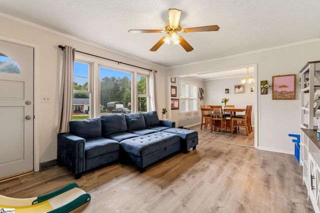 114 1st Street, Central, SC 29630