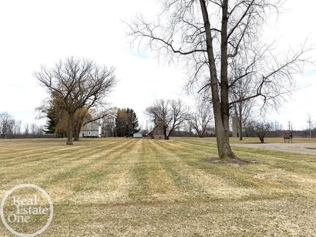 15594 Bryce Road, Capac, MI 48014