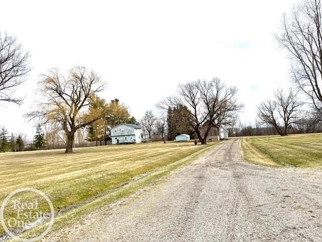 15594 Bryce Road, Capac, MI 48014
