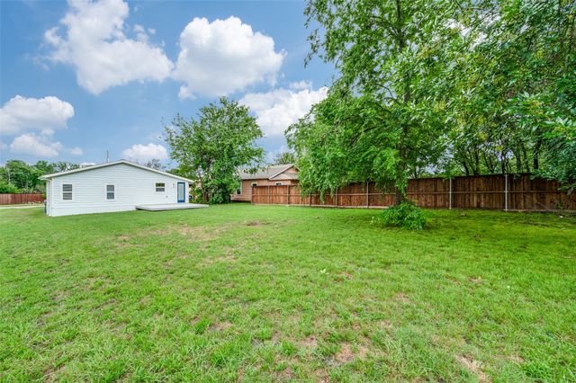 1505 West Street, Mckinney, TX 75069