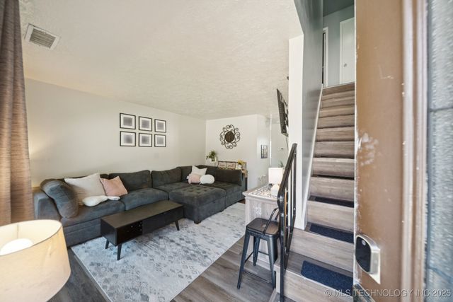 2519 S Florence Place 1, Tulsa, OK 74114