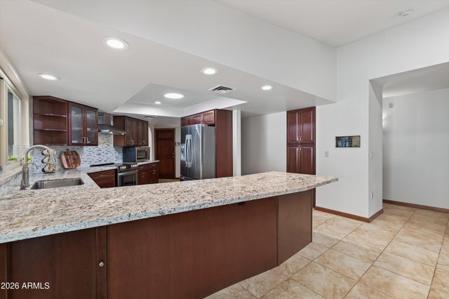 17018 N 57TH Street, Scottsdale, AZ 85254