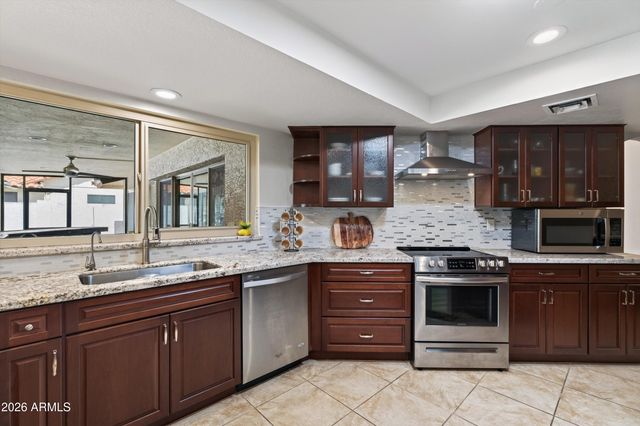 17018 N 57TH Street, Scottsdale, AZ 85254
