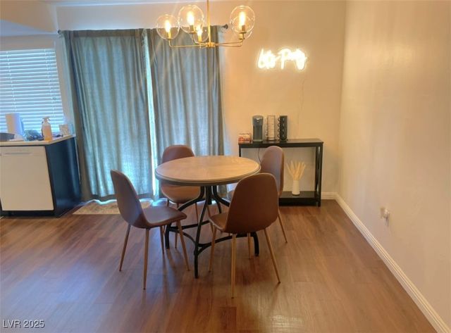 1460 Hialeah Drive B, Las Vegas, NV 89119