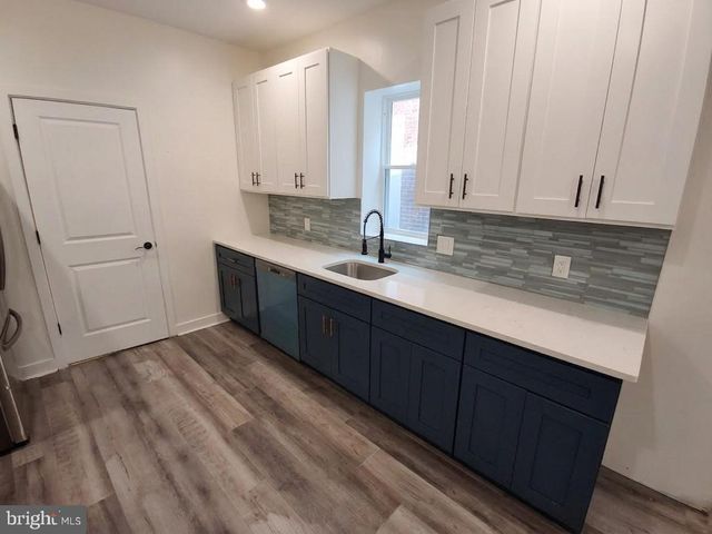 5751 LARCHWOOD AVE, Philadelphia, PA 19143