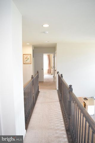 205 VOLTAIRE ST, Gerrardstown, WV 25420