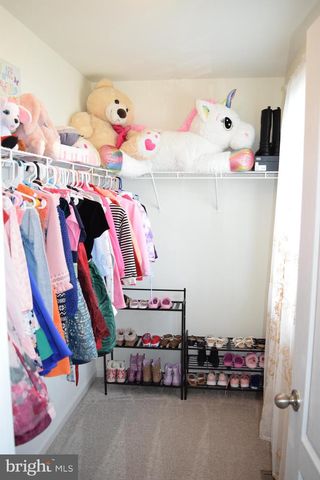 205 VOLTAIRE ST, Gerrardstown, WV 25420