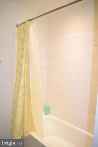 205 VOLTAIRE ST, Gerrardstown, WV 25420