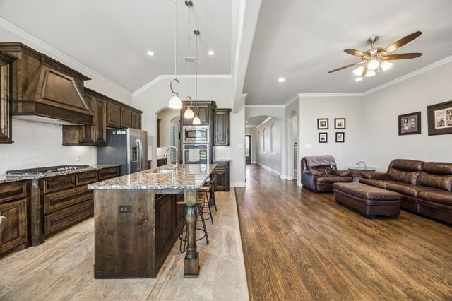 1116 Macgregor Lane, Gunter, TX 75058