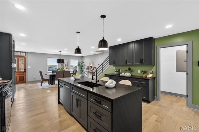 2912 Missouri Avenue, St Louis, MO 63118