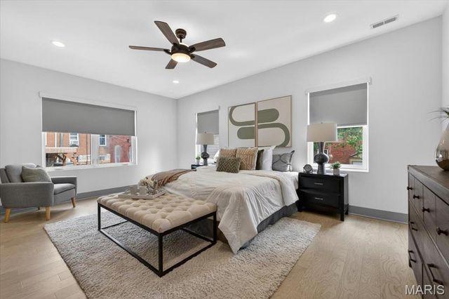 2912 Missouri Avenue, St Louis, MO 63118