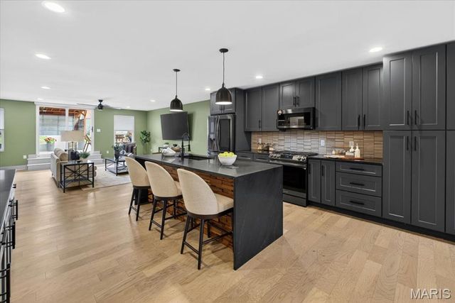 2912 Missouri Avenue, St Louis, MO 63118
