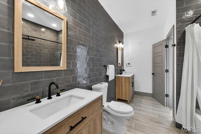 2912 Missouri Avenue, St Louis, MO 63118
