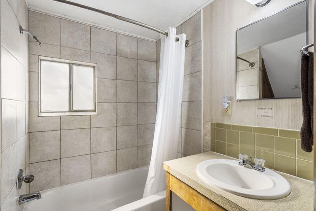 88 Deep Water Circle, Reeds Spring, MO 65737