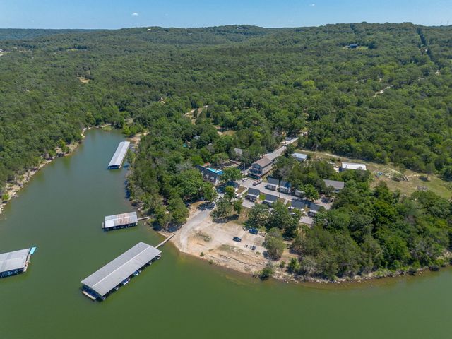 88 Deep Water Circle, Reeds Spring, MO 65737