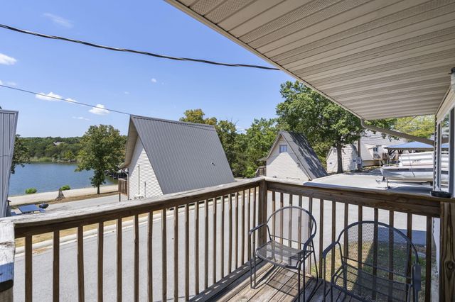 88 Deep Water Circle, Reeds Spring, MO 65737
