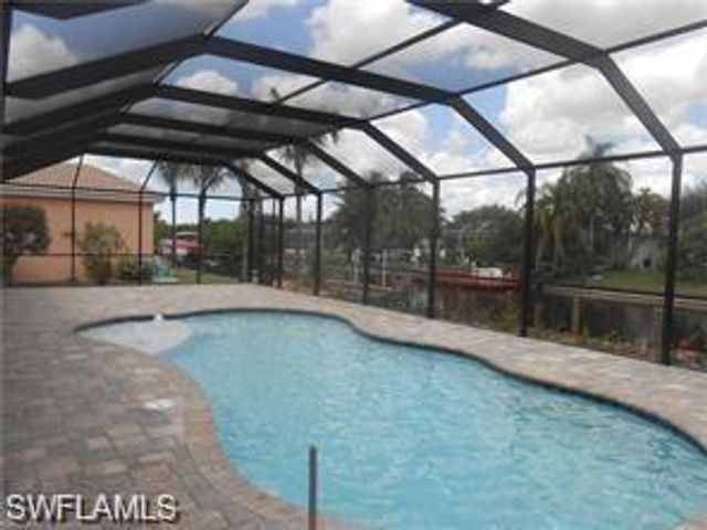1901 21st TER, Cape Coral, FL 33990