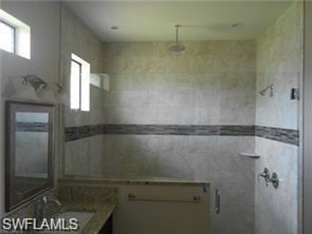 1901 21st TER, Cape Coral, FL 33990