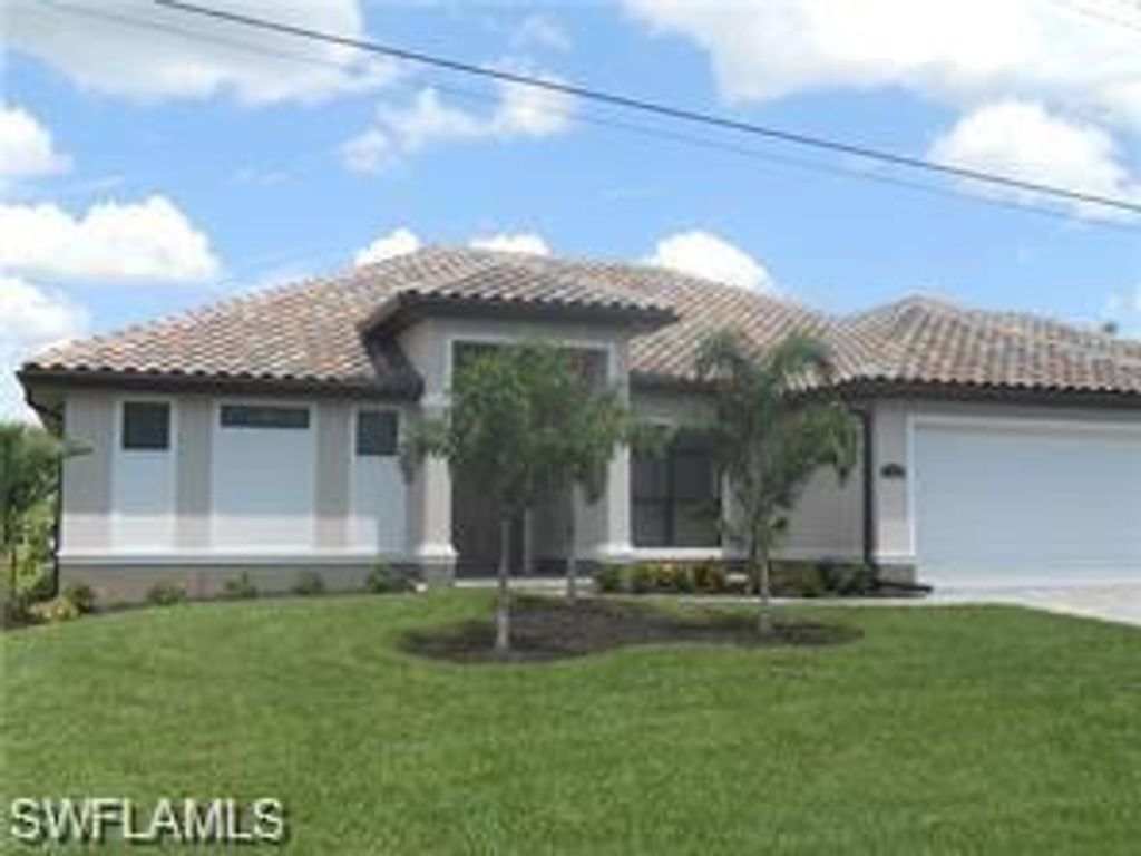 1901 21st TER, Cape Coral, FL 33990