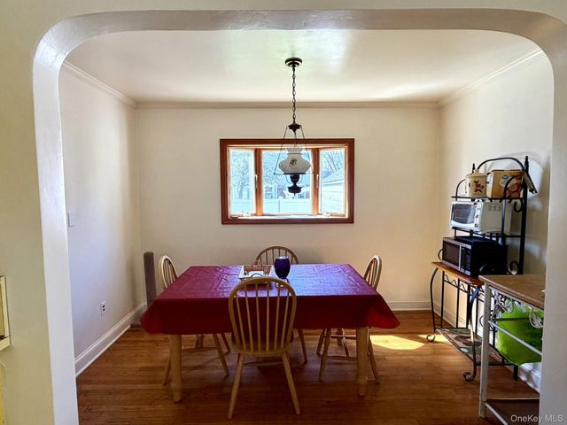 586 Stratford Road, North Baldwin, NY 11510