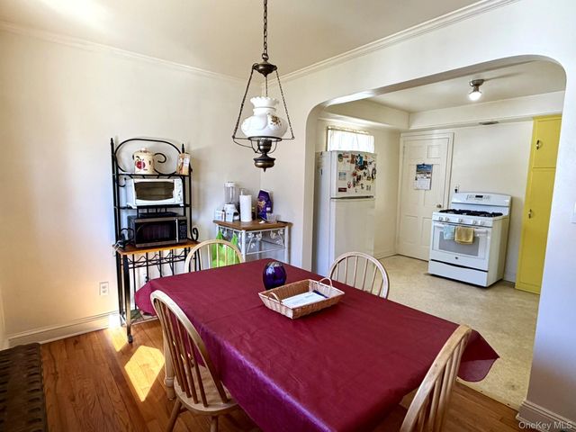 586 Stratford Road, North Baldwin, NY 11510