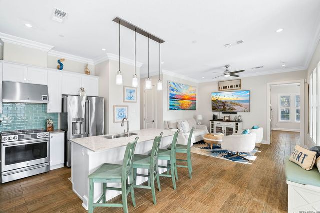 137 Palmilla Cir # 106, Port Aransas, TX 78373