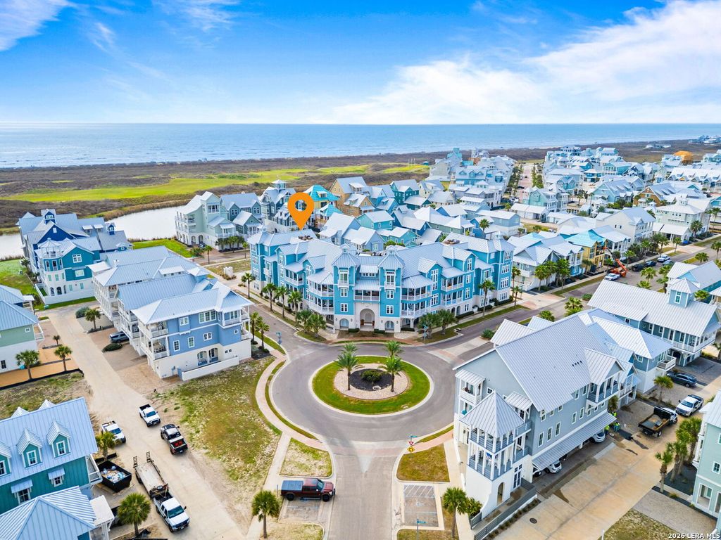 137 Palmilla Cir # 106, Port Aransas, TX 78373