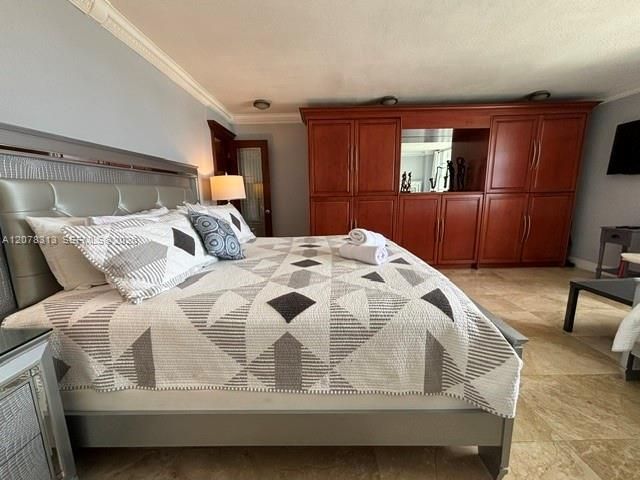 5151 Collins Avenue 1036, Miami Beach, FL 33140
