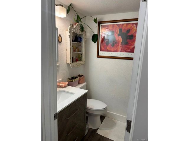 1735 E 35th Ave 108, Denver, CO 80205