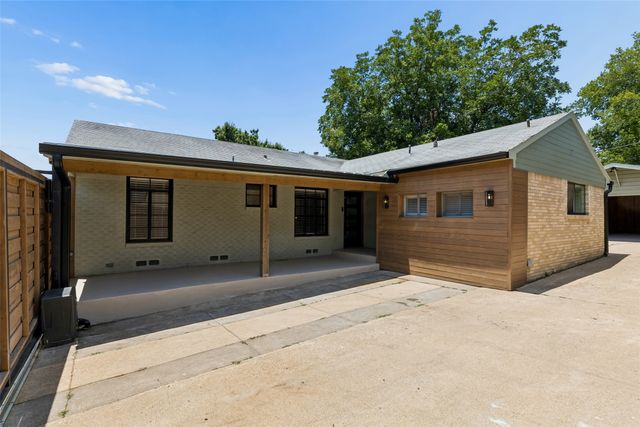 3211 Lawnview Avenue, Dallas, TX 75227
