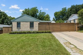 3211 Lawnview Avenue, Dallas, TX 75227