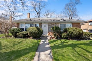 1012 E 159th Place, South Holland, IL 60473