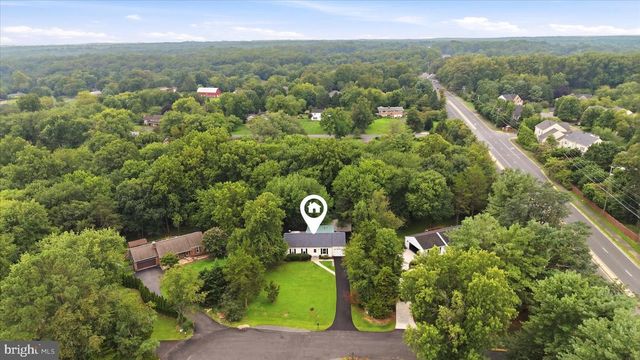 2603 SESKEY GLEN CT, Herndon, VA 20171