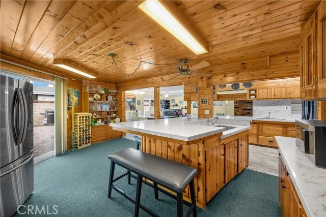 1005 E Woodland Lane, Glendora, CA 91741