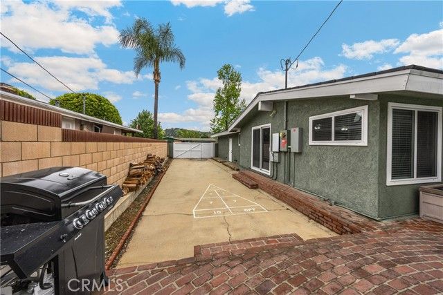 1005 E Woodland Lane, Glendora, CA 91741