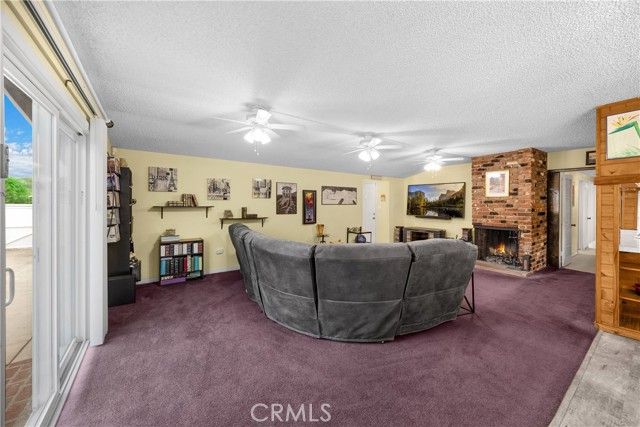 1005 E Woodland Lane, Glendora, CA 91741