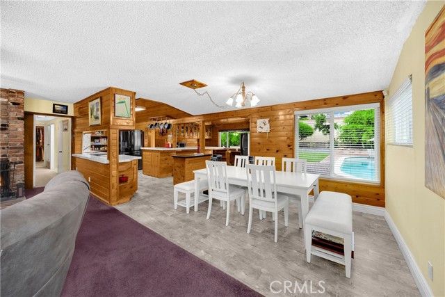 1005 E Woodland Lane, Glendora, CA 91741