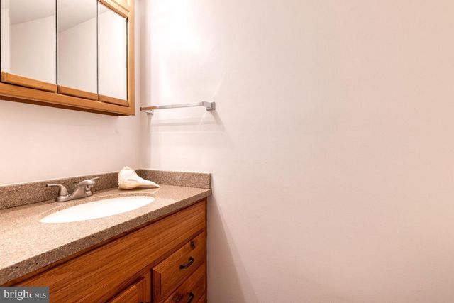 8626 CASTLEMILL CIR, Baltimore, MD 21236