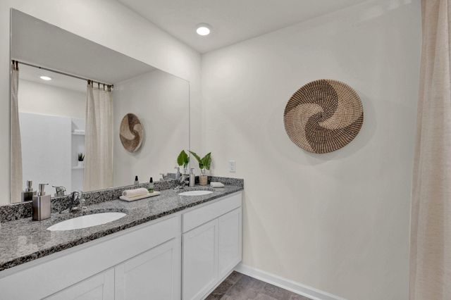 10717 Prairie Lake Drive, Apison, TN 37302