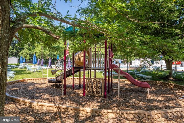 4301 SUNFLOWER DR, Rockville, MD 20853