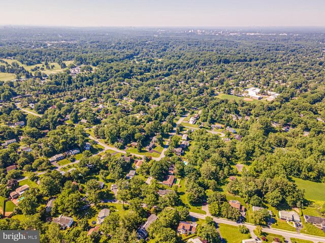 4301 SUNFLOWER DR, Rockville, MD 20853