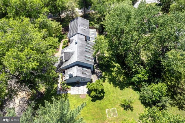 4301 SUNFLOWER DR, Rockville, MD 20853