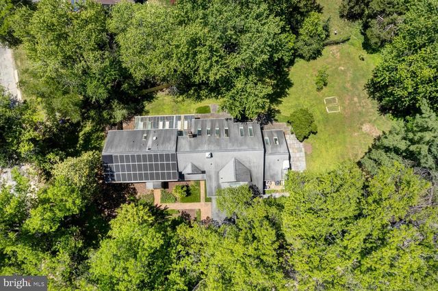 4301 SUNFLOWER DR, Rockville, MD 20853
