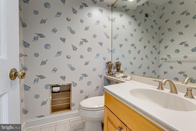 4301 SUNFLOWER DR, Rockville, MD 20853